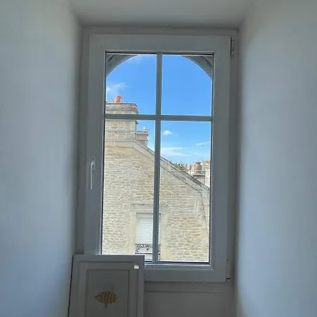 Petit Pierre Saint-Aubin-Sur-Mer (Calvados)