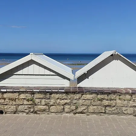 Holiday home Petit Pierre Saint-Aubin-Sur-Mer (Calvados)