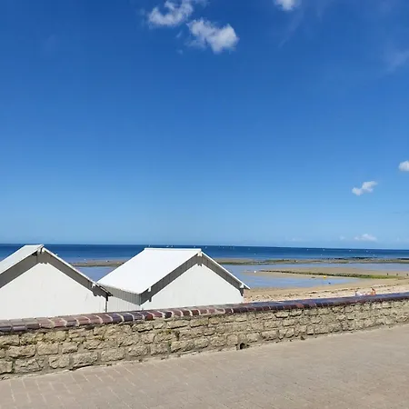 Petit Pierre Saint-Aubin-Sur-Mer (Calvados)