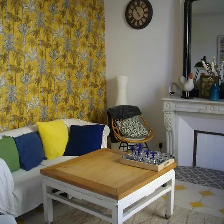 Petit Pierre Saint-Aubin-Sur-Mer (Calvados)