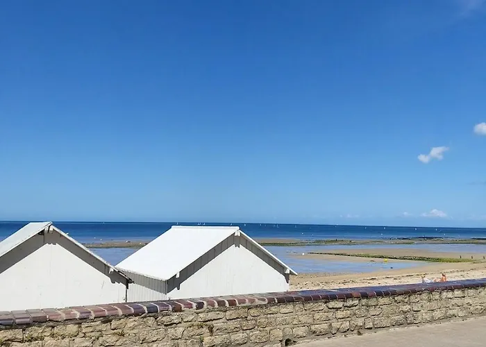 Petit Pierre Saint-Aubin-Sur-Mer (Calvados)