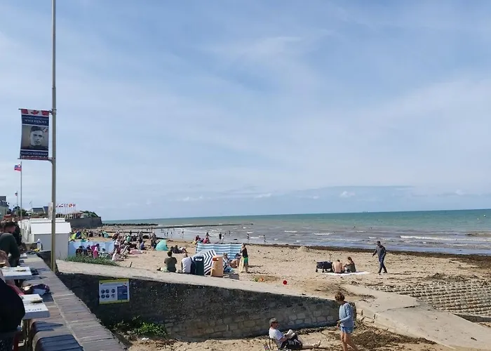 Petit Pierre Saint-Aubin-Sur-Mer (Calvados)